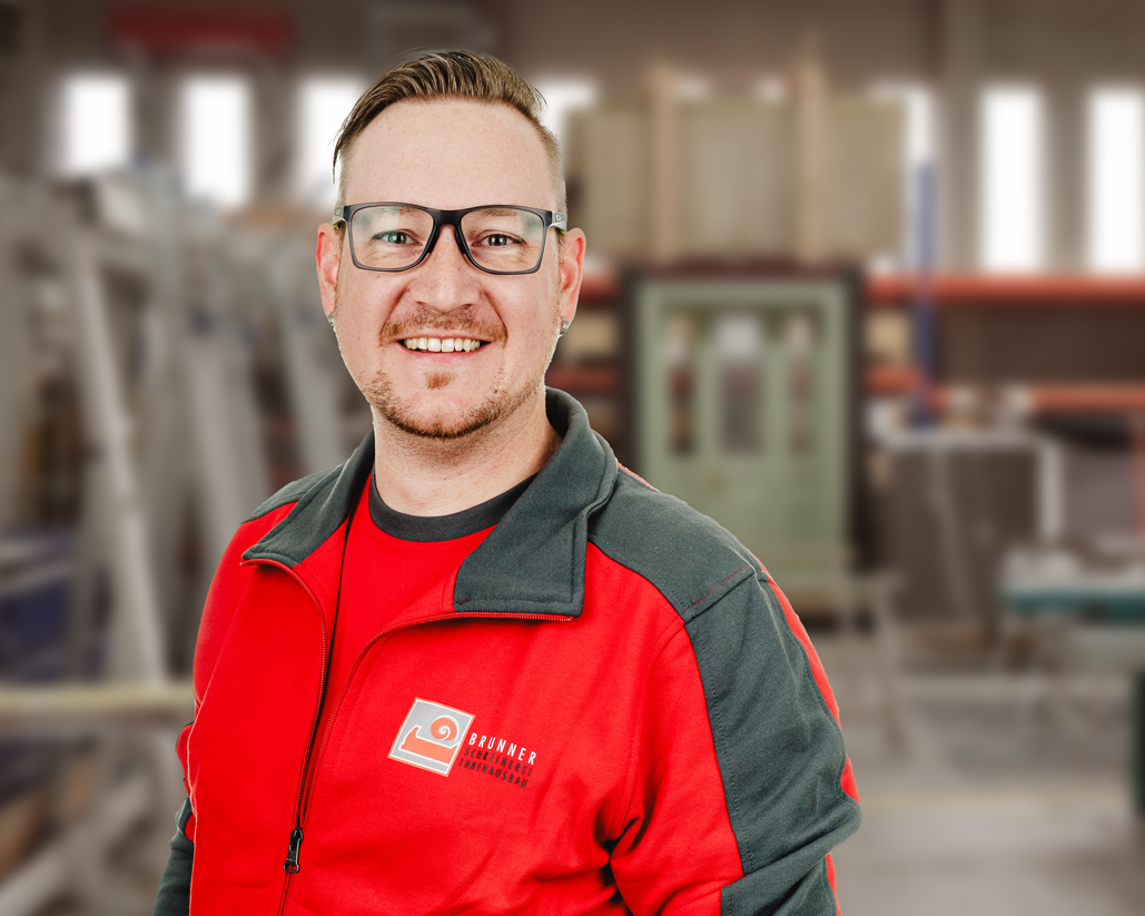 Florian Hütter, Schreiner-Monteur, bei der R. Brunner AG, Schreinerei Innenausbau Zürich