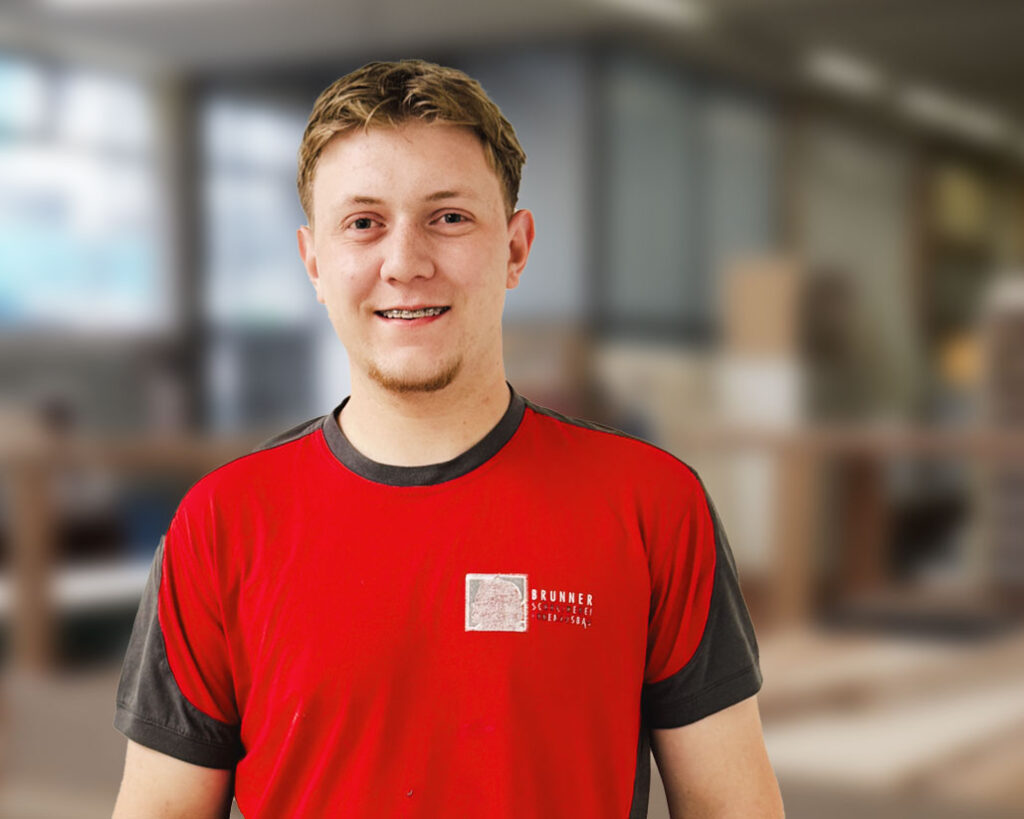 Gregory Bill, Lernender Schreiner EFZ im 3. Lehrjahr bei der Schreinerei R. Brunner AG in Zürich