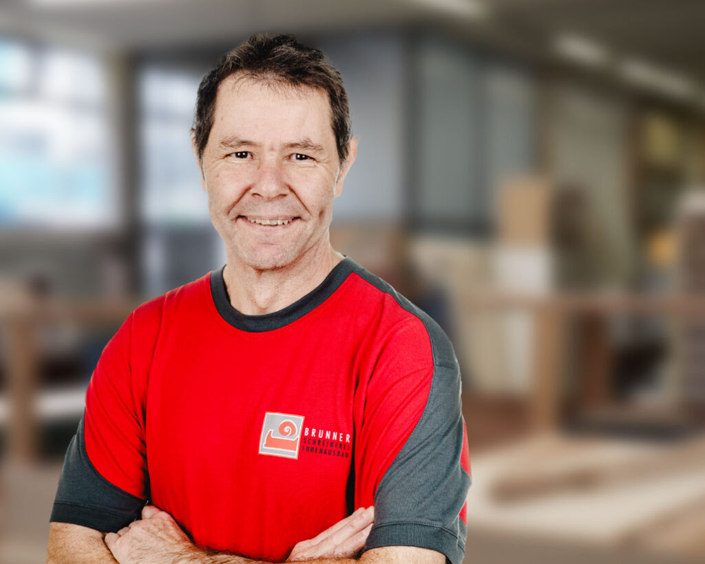 Jürg Furrer, Schreiner bei der Schreinerei R. Brunner AG in Zürich