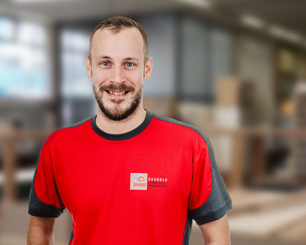 Severin Greiter, Schreiner bei der Schreinerei R. Brunner AG in Zürich